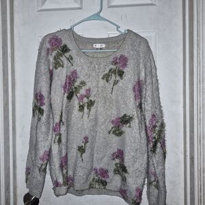 VENUS Heather Gray Floral Sweater